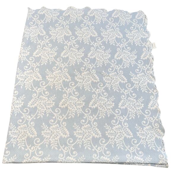 Vintage Martha Stewart Matelassé Coverlet Blanket Full Reversible Blue White - Picture 3 of 10